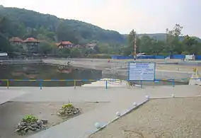 Baza de tratament din comuna Săcelu.