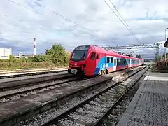 Un tren se apropie de gara Čačak