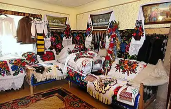 Interior de casă în satul Sârbi