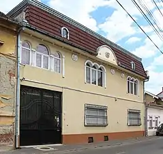 Memorandului nr.&nbsp;7: volumetrie schimbată, contrastând cu vecinătățile