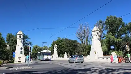 Vedere dinspre Parcul Regina Maria