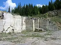 Cariera de Travertin