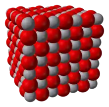 Structura cristalină a oxidului de vanadiu (II)
