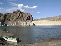 Valle Grande⁠(de)[traduceți] (Argentina, 1964) – contraforți cu lățime mică în amonte și tălpi joantive