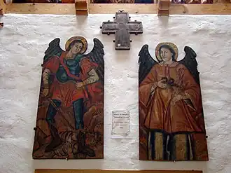 Ușile diaconești: Sfinții Arhangheli Mihail și Gavriil