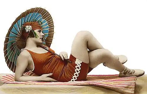 Model de costume de baie din anii 1920.