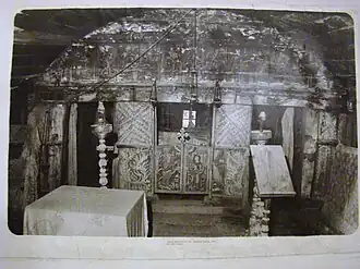 Biserica de lemn din Mintia, Hunedoara, mutată în incinta Muzeului Țăranului Român din București