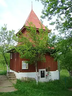 Clopotniţa de lemn a bisericii reformate din satul Pălatca (monument istoric)