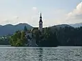 Bled (Lacul Bled, insula “Blejski Otok” cu biserica Sf.Maria)
