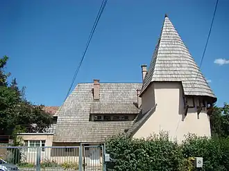 Casă din Cluj (în prezent monument istoric), al cărei proiect a fost realizat de arhitectul Károly Kós în anul 1900