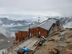 Cabana Giovanni Gnifetti (3.647&nbsp;m)