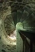 Scări de acces în spirală către etajul întâi al fortului mușatin