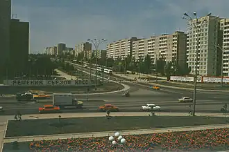 Una din arterele orașului în anii '80