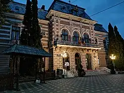  Clădirea Primăriei Fălticeni