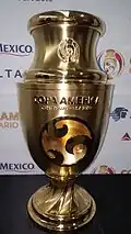 Trofeul de la ediția de Copa América Centenario (2016)