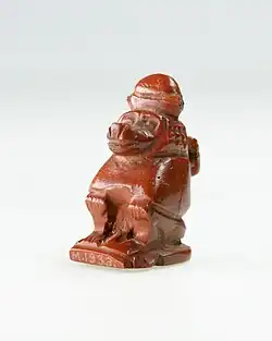 Amuletă; 1295–1070 î.Hr.; jasp roșu; 2,3 × 1,2 cm; Muzeul Metropolitan de Artă