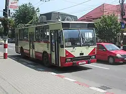Autobuz DAC 112UDM în Târgu Jiu. Acest model a fost fabricat și sub marca Rocar
