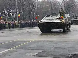 Versiunea MLI-84M Punct de Comandă Batalion, dotată cu echipament de transmisiuni suplimentar.