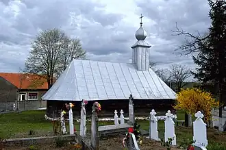 Biserica de lemn din satul Dubești