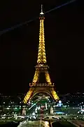 Turnul Eiffel seara