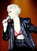 Annie Lennox, cântăreață  britanică (Eurythmics)