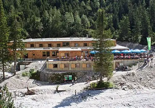 Höllentalangerhütte, 2015