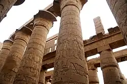 Coloane ale Marii Săli Hipostile din Templul Karnak (El-Karnak, Egipt), circa 1294-1213 î.Hr.
