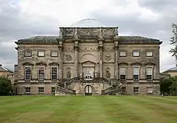 Kedleston Hall (Kedleston, Derbyshire, Anglia) bazată pe Arcul lui Constantin din Roma, anii 1760, de Robert Adam