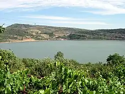 Exemplu de lac de maarLacul Birkat Ram din Golan, Israel