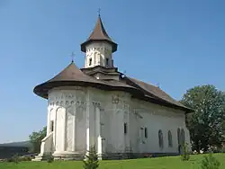 Biserica „Sf. Nicolae” văzută dinspre nord-vest