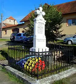 Monumentul eroilor din Căstău