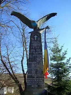 Monumentul eroilor din Sânmihaiul de Pădure