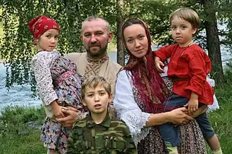 Familie de ruși(d) cazaci din Siberia
