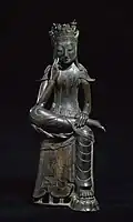 Statuie a lui Maitreya meditând; secolele al VI-lea-al V-lea; bronz aurit; înălțime: 83,2&nbsp;cm; Muzeul Național al Coreei (Seul)