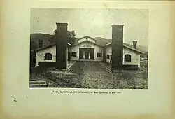 Piața comunală din Domnești