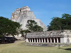 Un sit Mayaş în Uxmal, Mexic