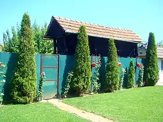 Coșer pentru porumb cu o vechime de cca 100 de ani