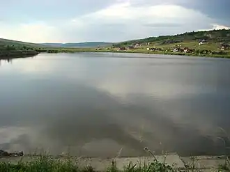 Lacul din Câmpenești