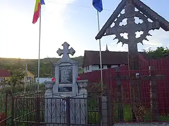 Monumentul Eroilor din Sâmboieni