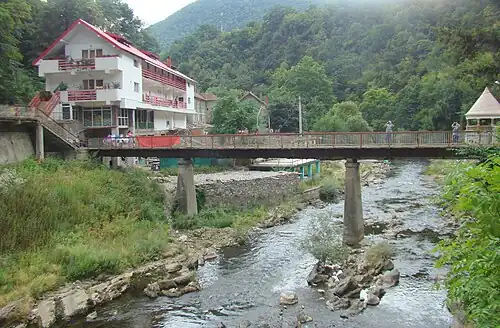 Podul Roșu (monument istoric)