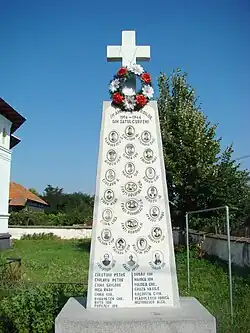 Monumentul eroilor din satul Curpen