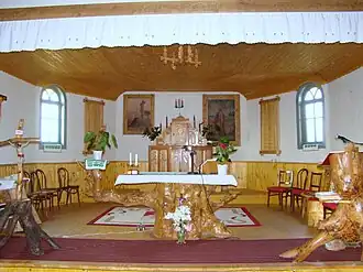 Biserica de lemn romano-catolică (interiorul)