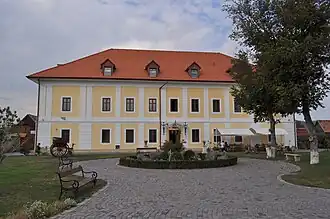 Castelul Haller din Ogra