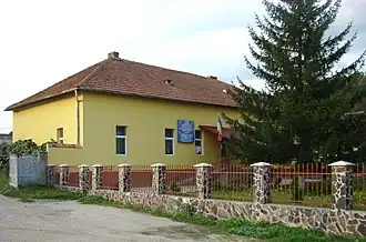 Primăria comunei Almașu