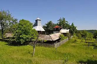 Biserica de lemn din satul Dobrești