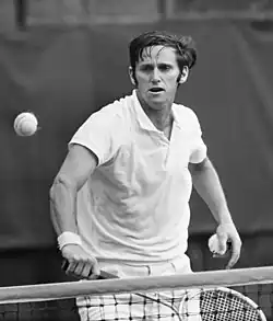 Roy Emerson, tenismen australian, multiplu campion de Grand Slam