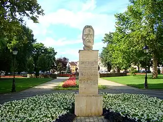 Bustul lui Simion Bărnuțiu din Piața 1848