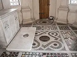 Podea mozaicată a Tempietto-ului