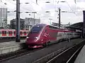 Thalys plecând din gara Köln Hbf.