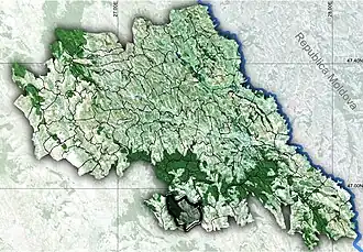 Amplasarea în cadrul județului